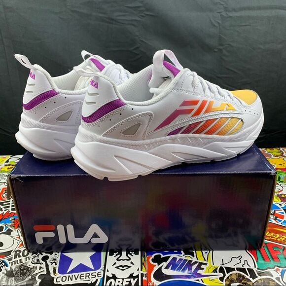 Fila Surefire Fade Runners Womens Varoius Sizes - Picture 2 of 11